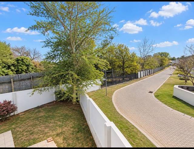 2 BEDROOM CLUSTER FOR SALE IN FOURWAYS
